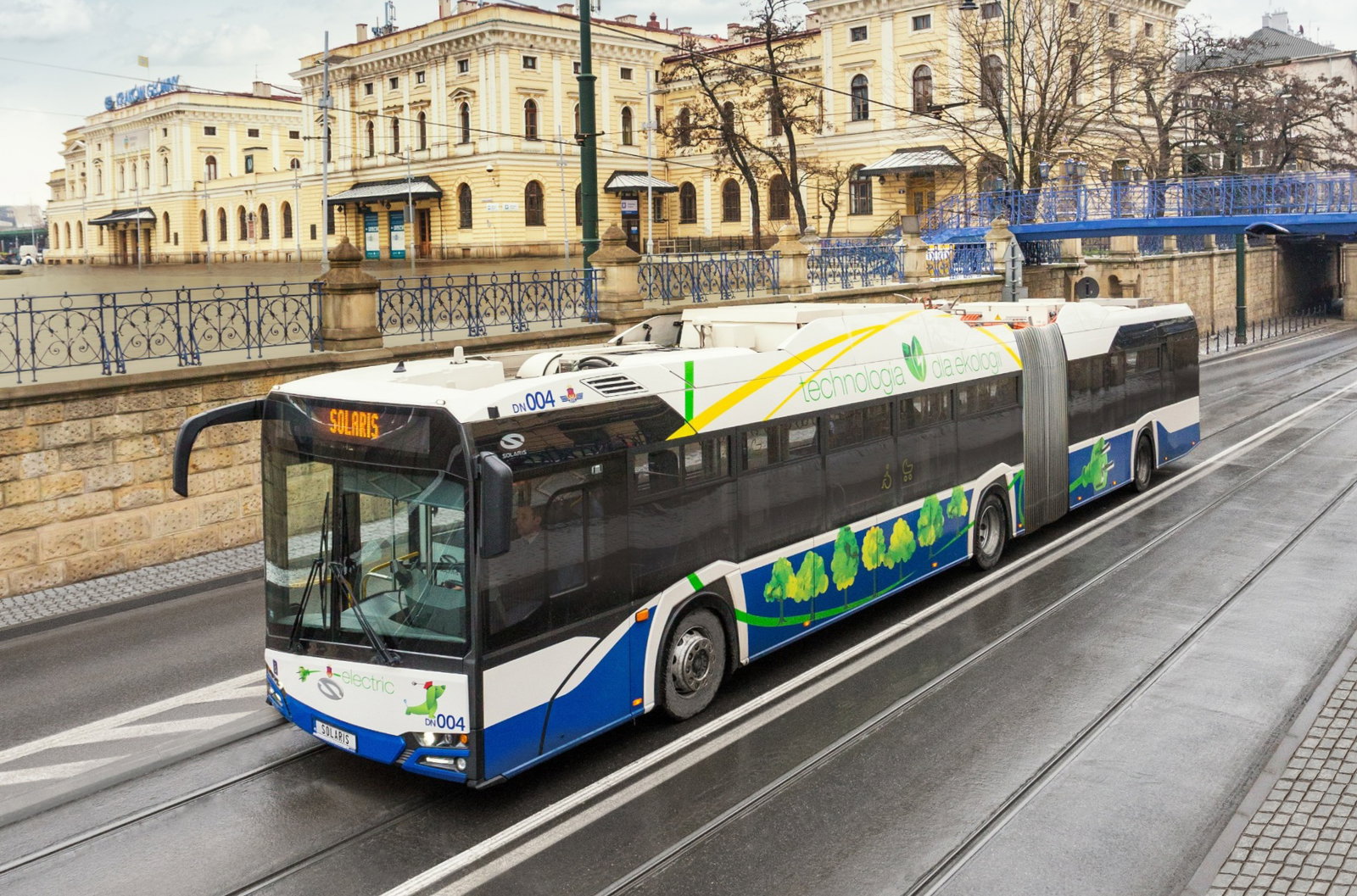 A Solaris átfogó műszaki korszerűsítési programot indított a régebbi generációs elektromos Urbinóihoz