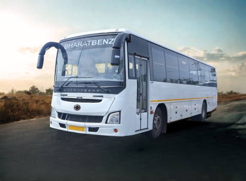 Új, nagyobb teherbírású típussal bővül a BharatBenz helyközi buszos kínálata Indiában