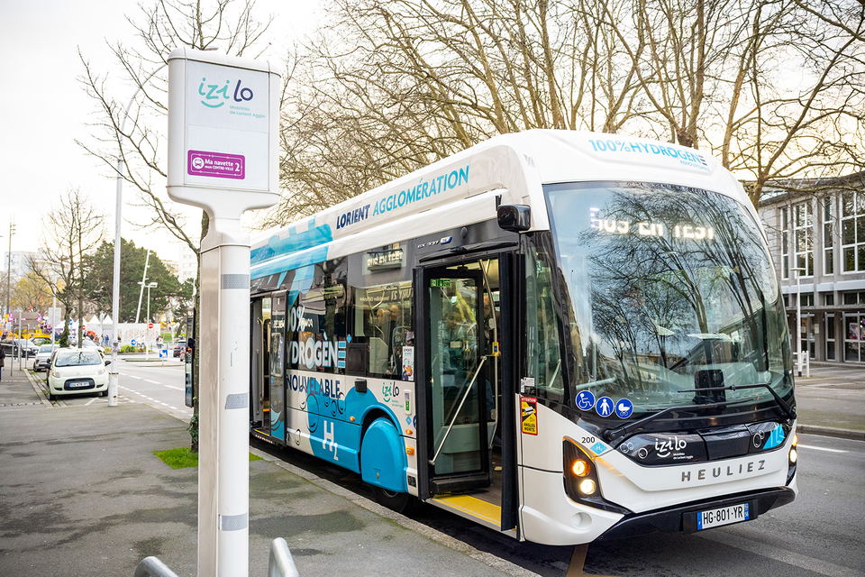 A franciaországi Lorient kapja az első Heuliez GX 337 H2 Linium hidrogénbuszokat