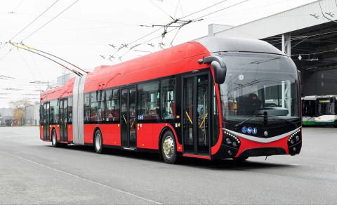 Ústí nad Labem lehívta az első tíz Škoda 33Tr csuklós trolibuszt a 30 darabos keretből