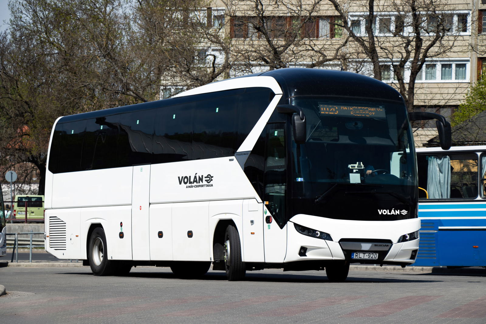 Városi, városközi és távolsági buszbeszerzéseket indítana idén a Volán