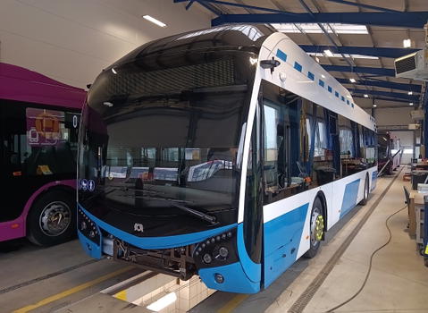 Új Škoda trolibuszokkal indítja újra troliüzemét Tallinn