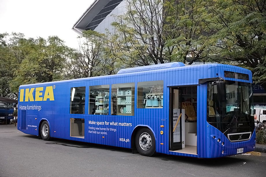 Mobil kiállítótérként szolgáló autóbuszt mutatott be az IKEA és a Volvo a Fülöp-szigeteken