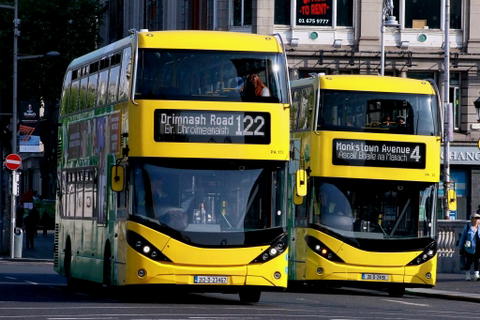 Óriási, 1700 darabos villanybusztendert indított az ír országos közlekedésszervező
