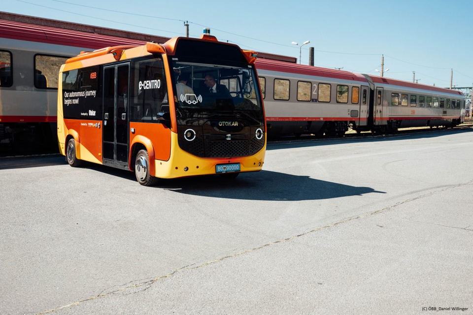 ÖBB Postbus is testing Otokar’s autonomous minibus in real-world operating conditions
