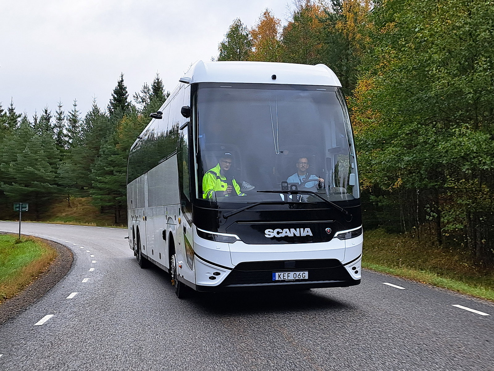 Svéd recept a jövő buszaihoz: Södertäljében próbáltuk ki a Scania legújabb fejlesztéseit