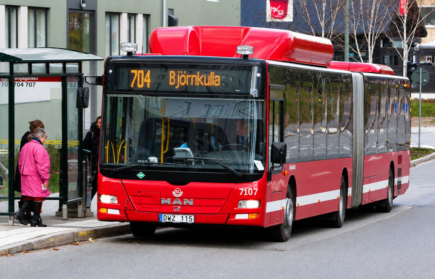Rejtély Stockholmban: 38 csuklós autóbusznak veszett nyoma, lopottként keresik őket