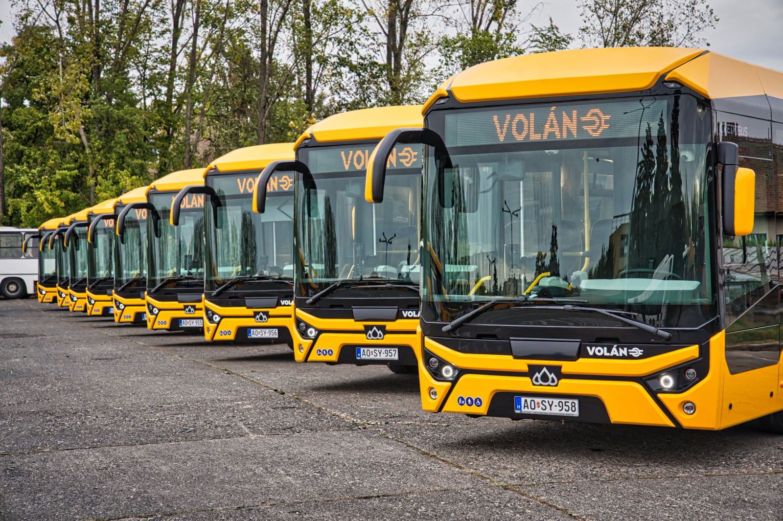 Feltételekhez köti a MÁV az utolsó 300 Credobus  Econell Next lehívását